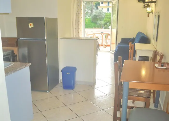 House Letta Very Quiet Location Agios Gordios 아파트 아기오스고르디오스
